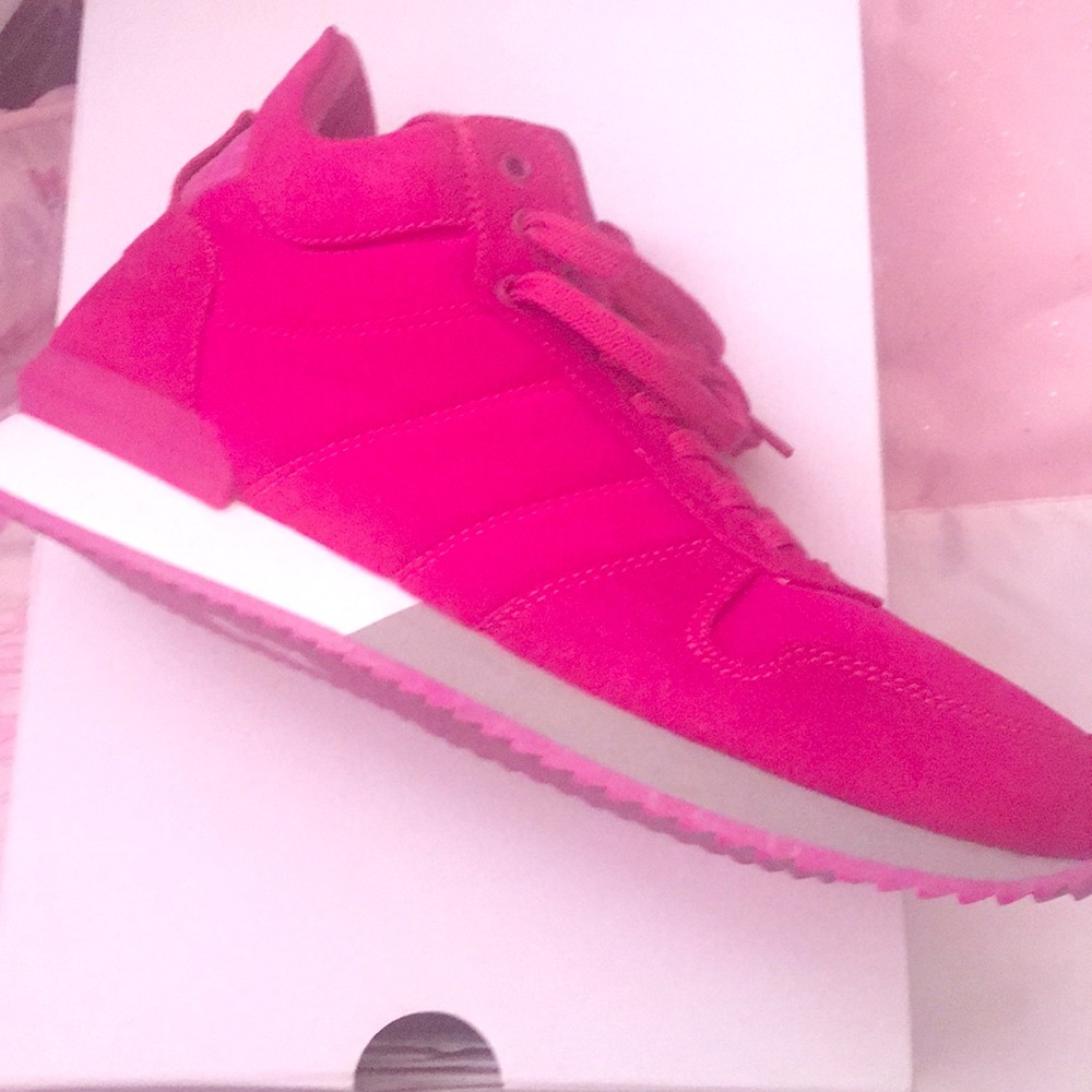 Aldo sneakers
